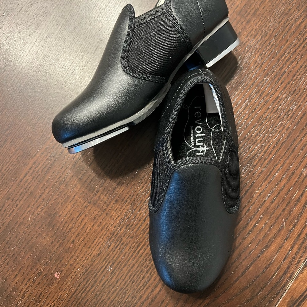 Tap Shoes - Picture 2 of 5